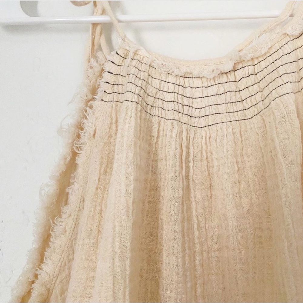 Gauze crinkle flowy cream tank, small - Picture 2 of 2